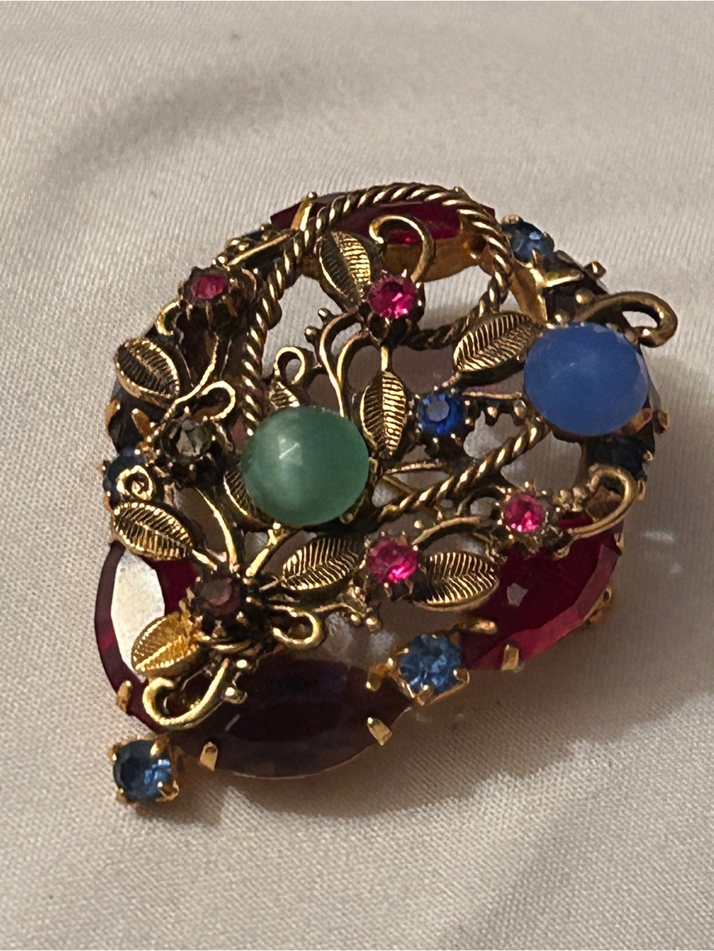 Vintage Juliana Blue Green Pink Margarita Rivoli Stone Filigree Brooch